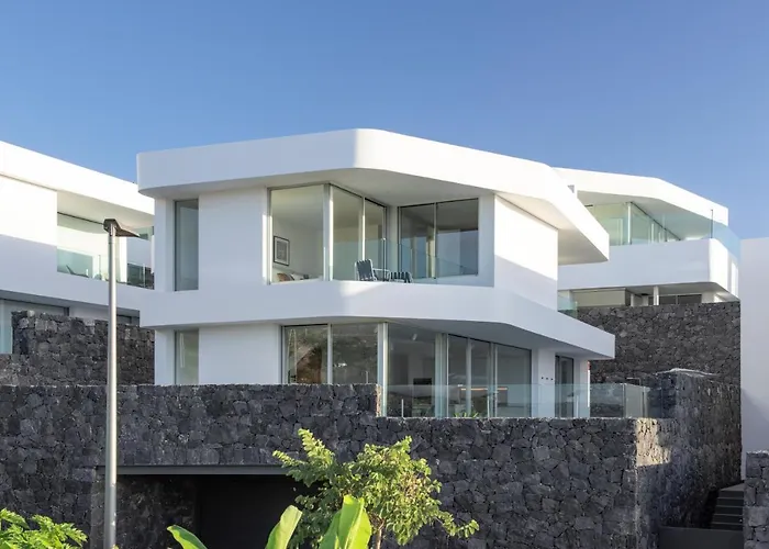 Superior 1 - Casangular By Upper